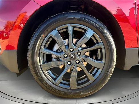 Used 2023 Chevrolet Equinox RS w/ RS Leather Package image 33