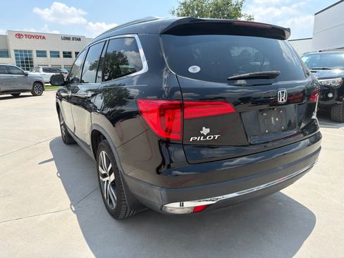Used 2016 Honda Pilot Touring image 2