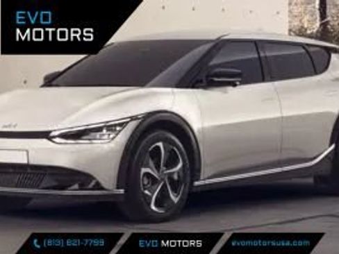Used 2024 Kia EV6 Light AWD/4WD image 1