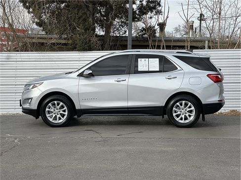 Used 2021 Chevrolet Equinox LT AWD/4WD image 13