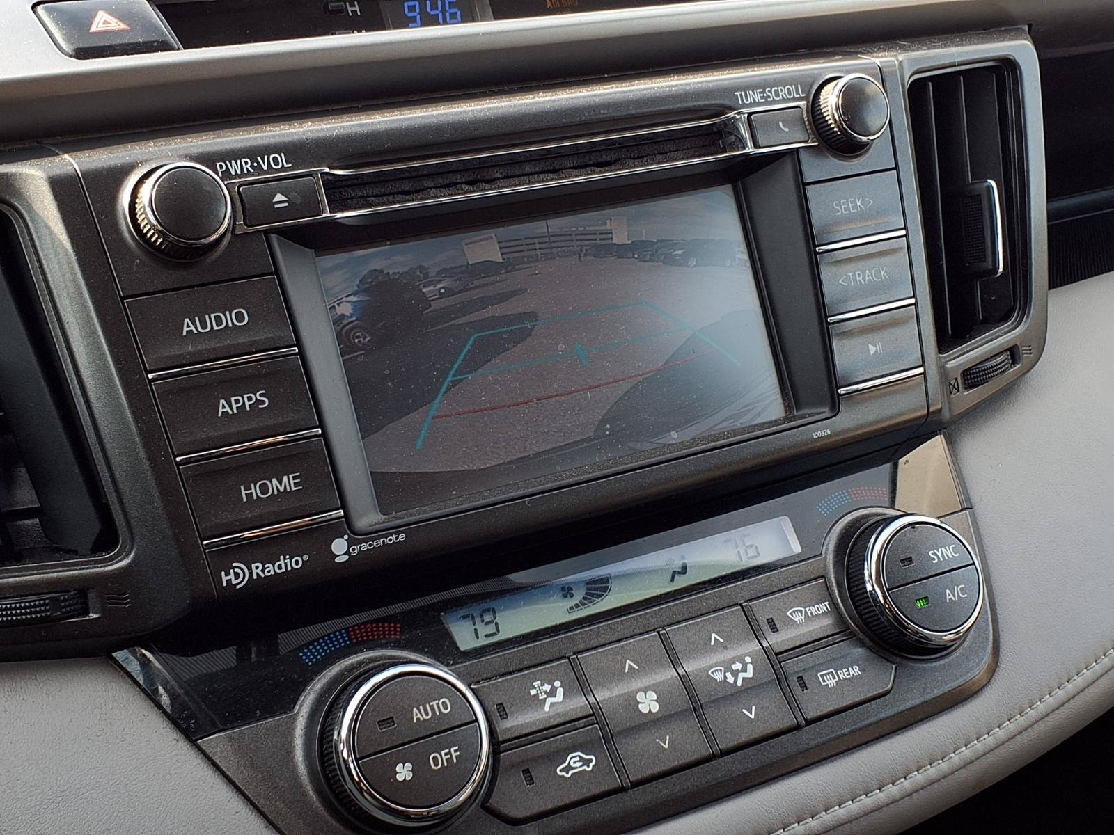 Used 2015 Toyota RAV4 XLE FWD image 22