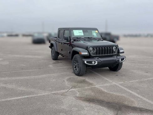 New 2026 Jeep Gladiator Sport image 17