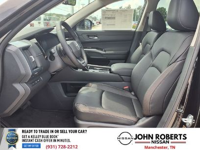 New 2026 Nissan Pathfinder SL