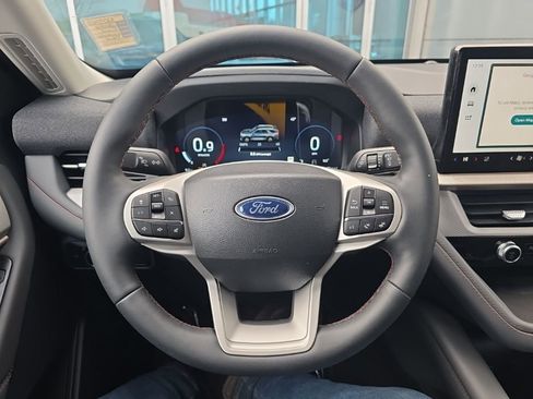 New 2026 Ford Explorer Active image 18