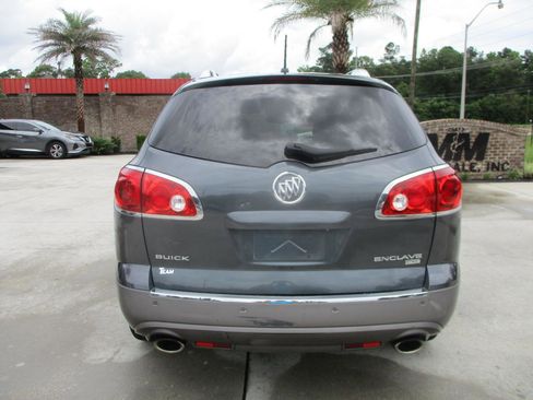 Used 2011 Buick Enclave CXL FWD image 26
