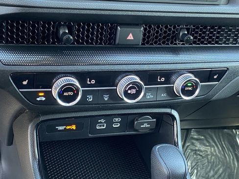 Certified 2024 Honda CR-V EX image 22