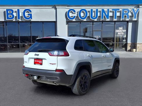 Used 2022 Jeep Cherokee Trailhawk w/ Comfort/Convenience Group AWD/4WD image 4