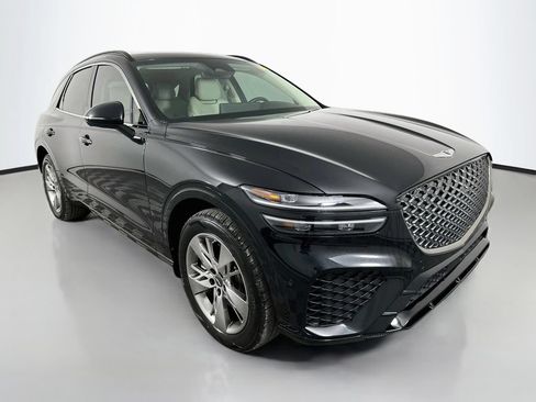 Used 2022 Genesis GV70 3.5T Sport w/ Sport Advanced Package AWD/4WD image 3