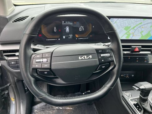Used 2026 Kia Sportage LX AWD/4WD image 31