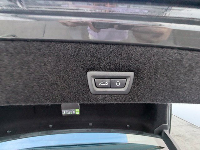 Used 2026 BMW 740i xDrive AWD/4WD image 20
