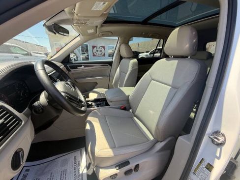 Used 2019 Volkswagen Atlas SEL AWD/4WD image 17