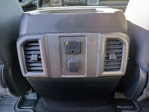 Used 2016 Ford F150 XLT w/ Equipment Group 301A Mid image 8