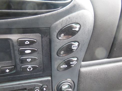 Used 1998 Porsche Boxster Base 2dr Convertible image 33