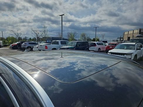 Used 2023 BMW X3 sDrive30i image 9