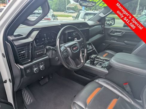 Used 2024 GMC Sierra 1500 AT4 w/ Technology Package AWD/4WD image 13