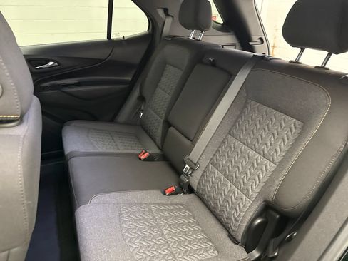 Used 2023 Chevrolet Equinox LT AWD/4WD image 21