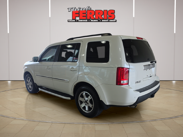 Used 2011 Honda Pilot Touring image 3