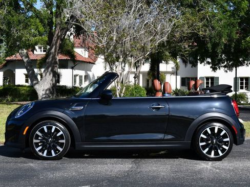 Used 2024 MINI Cooper S w/ Signature Upholstery Package FWD image 30