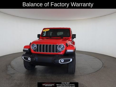Used 2025 Jeep Wrangler Unlimited Sahara w/ Safety Group image 32