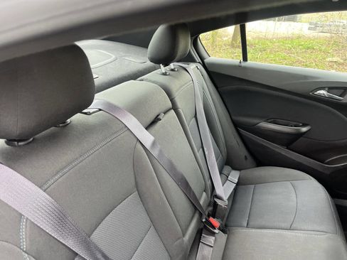 Used 2016 Chevrolet Cruze LT w/ Sun And Sound Package FWD image 31