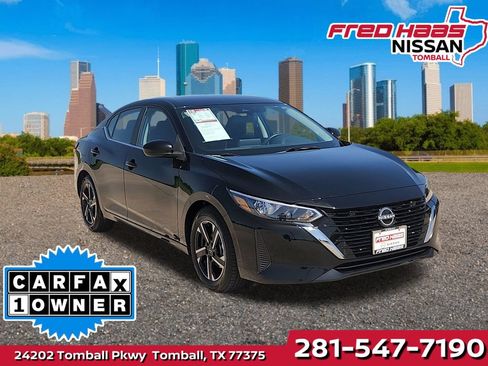 Used 2025 Nissan Sentra SV FWD image 1