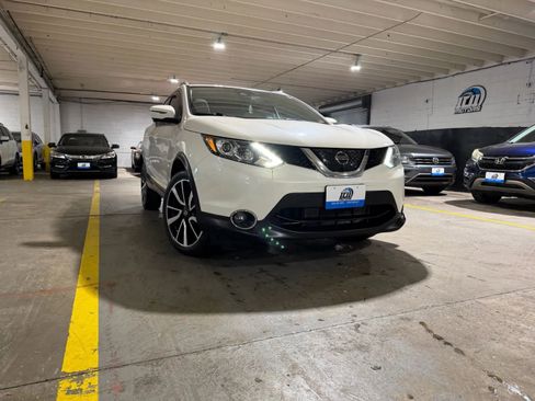Used 2018 Nissan Rogue Sport SL w/ SL Premium Package AWD/4WD image 6