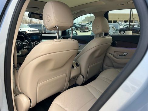 Used 2022 Mercedes-Benz GLC 300 image 17