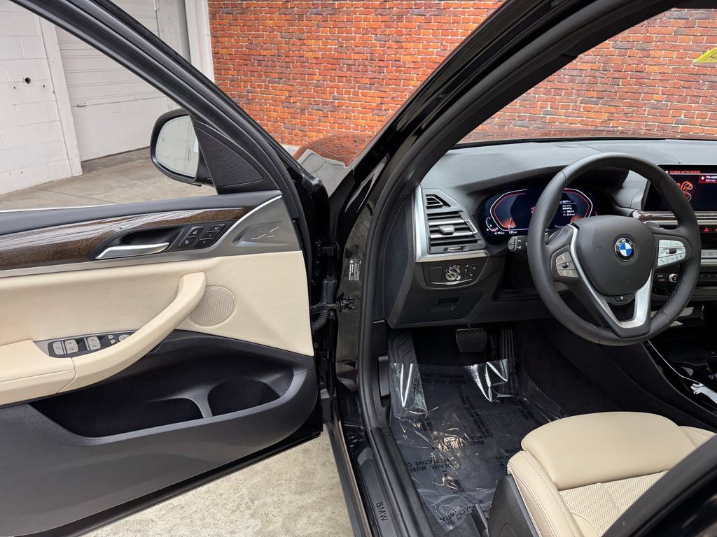 Certified 2024 BMW X3 xDrive30i w/ Convenience Package AWD/4WD image 8
