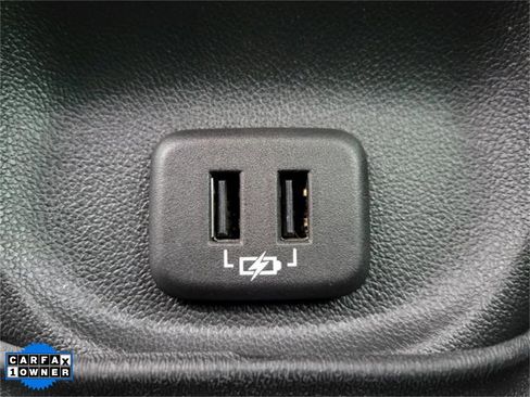 Used 2019 Buick Regal Essence w/ Sights and Sounds Package image 14