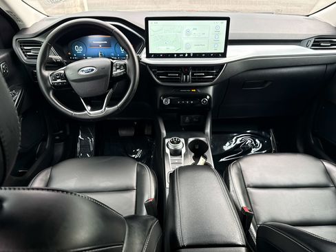 Used 2025 Ford Escape Platinum image 14
