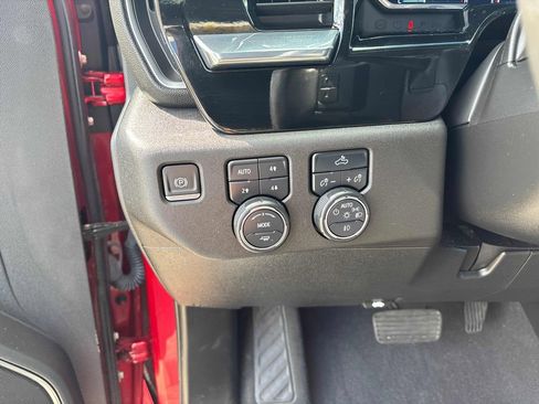 Used 2023 Chevrolet Silverado 1500 RST w/ Convenience Package II AWD/4WD image 14
