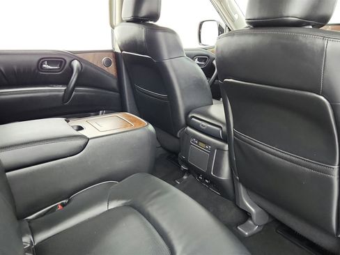 Used 2024 Nissan Armada SL w/ Captain's Chairs Package RWD image 37