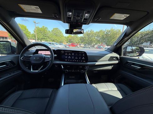 Used 2025 Chevrolet Tahoe RST w/ Comfort Package AWD/4WD image 28