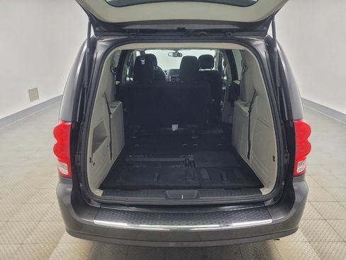 Used 2018 Dodge Grand Caravan SE w/ UConnect Hands-Free Group FWD image 29