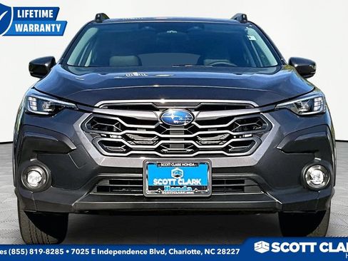Used 2025 Subaru Crosstrek 2.5i Limited AWD/4WD image 2
