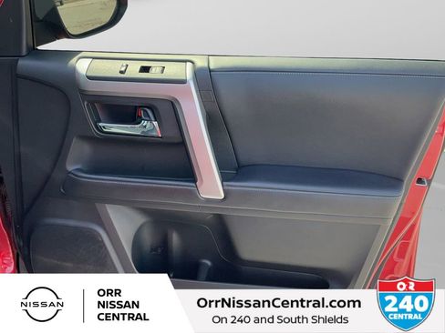 Used 2022 Toyota 4Runner SR5 Premium w/ Moonroof Package image 10