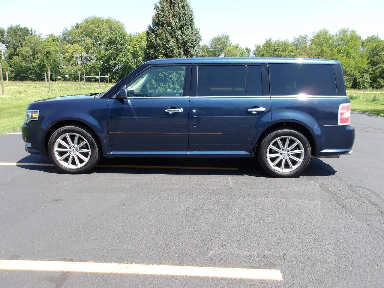 Used 2017 Ford Flex Limited FWD image 11