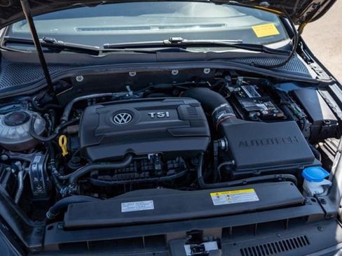 Used 2021 Volkswagen GTI Autobahn FWD image 25
