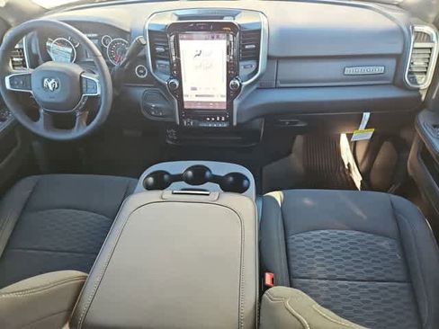 New 2026 RAM 3500 Big Horn AWD/4WD image 15