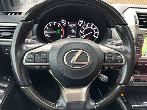 Used 2021 Lexus GX 460 Luxury w/ Off Road Package image 24