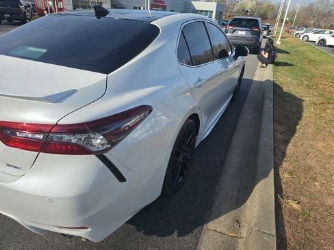 Used 2022 Toyota Camry XSE w/ Driver Assist Package image 4