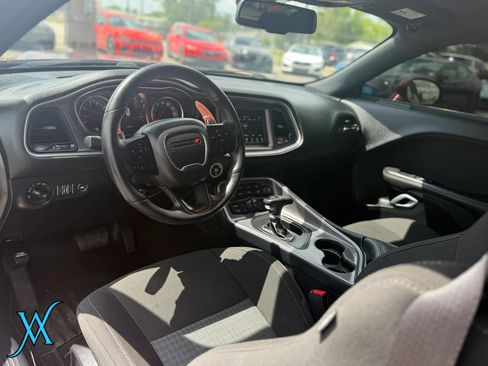 Used 2022 Dodge Challenger GT RWD image 13