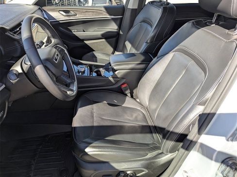 Used 2021 Jeep Grand Cherokee L Limited image 12