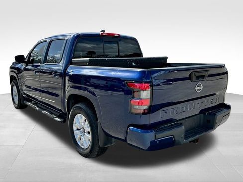 Certified 2022 Nissan Frontier SV image 9