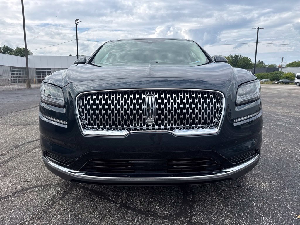 Used 2023 Lincoln Nautilus Reserve AWD/4WD image 9