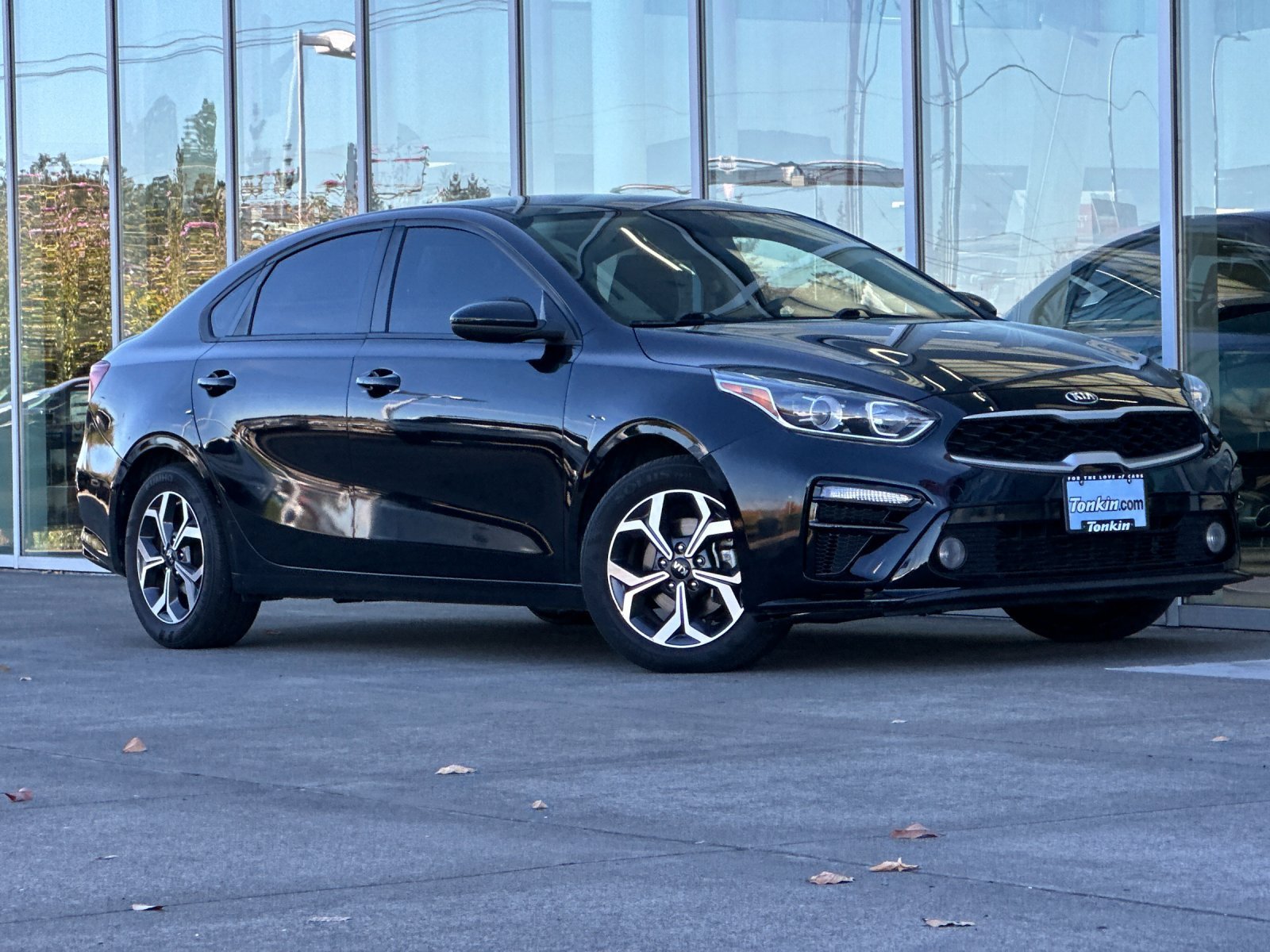 Used 2020 Kia Forte LXS FWD image 2