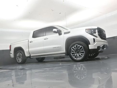 Used 2023 GMC Sierra 1500 Denali Ultimate AWD/4WD image 38