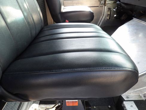 Used 2014 Ford E-350 and Econoline 350 Super Duty w/ A/C Prep Package image 24