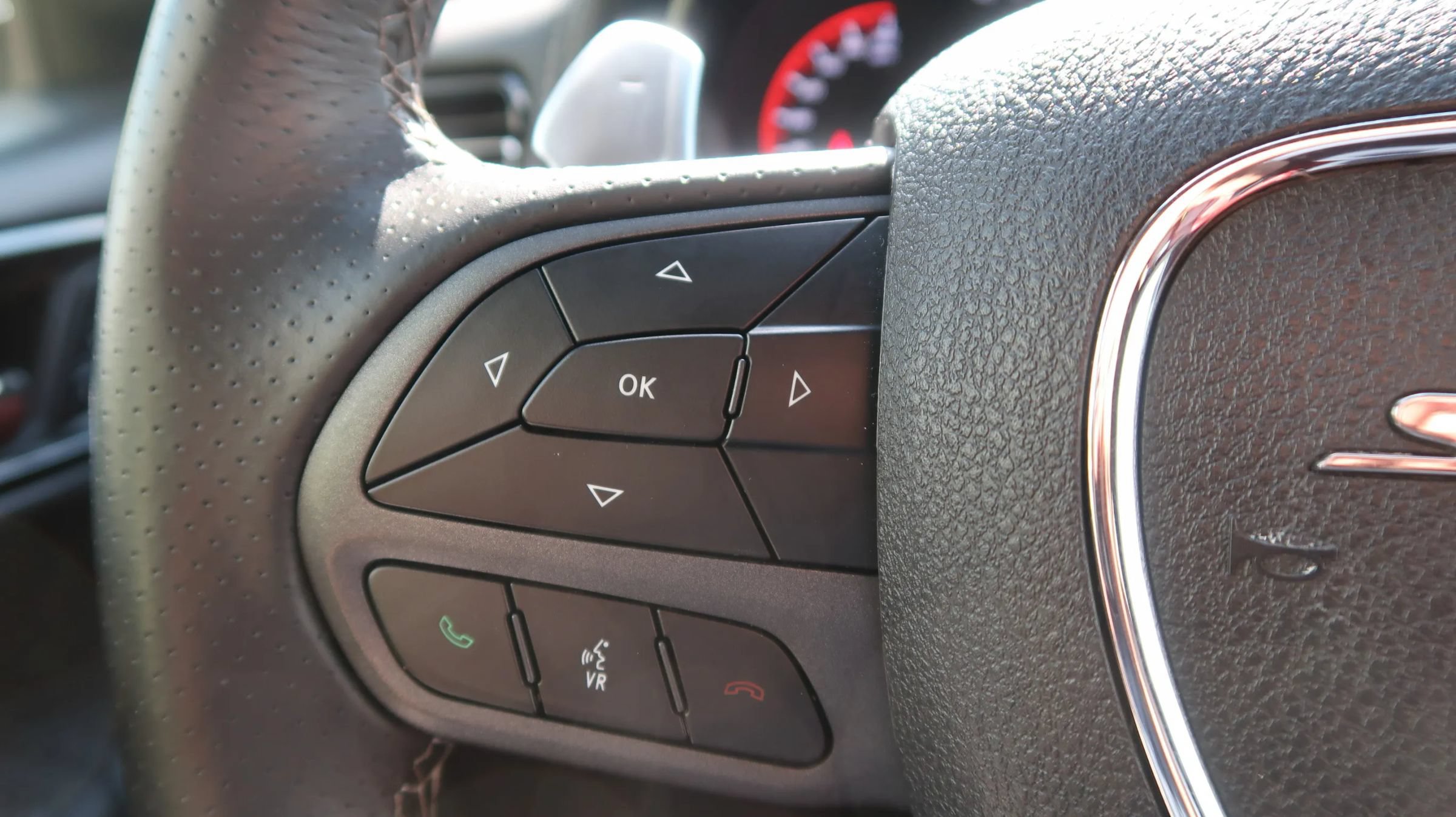 Used 2023 Dodge Durango SRT AWD/4WD image 40