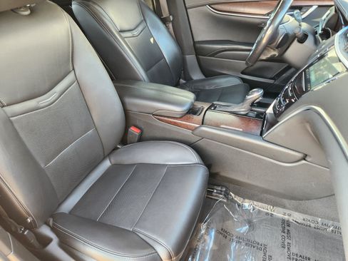 Used 2019 Cadillac XTS Luxury FWD image 8
